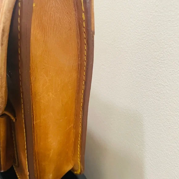 Vintage Brown Leather Handbag